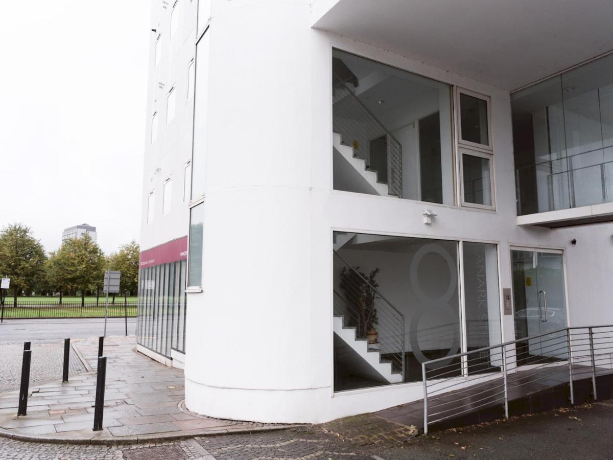 Pass The Keys Stylish 2Bed Rental Unit Glasgow Green Exterior photo